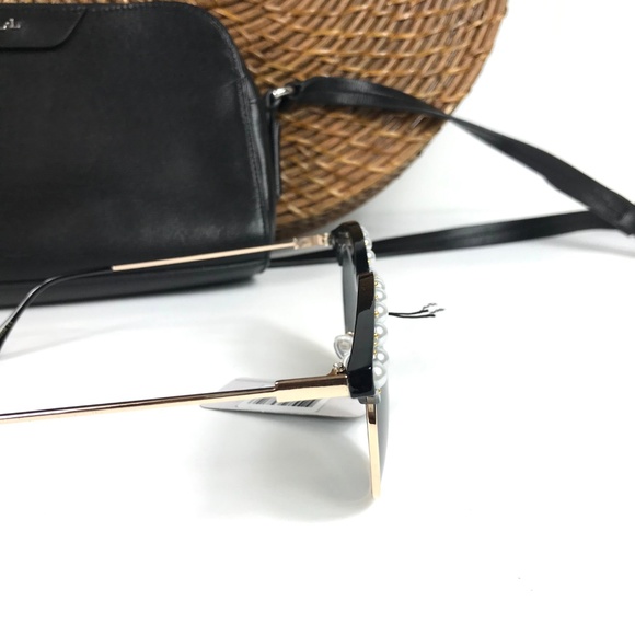 Faux Pearl Trim Sunglasses - Picture 3 of 4